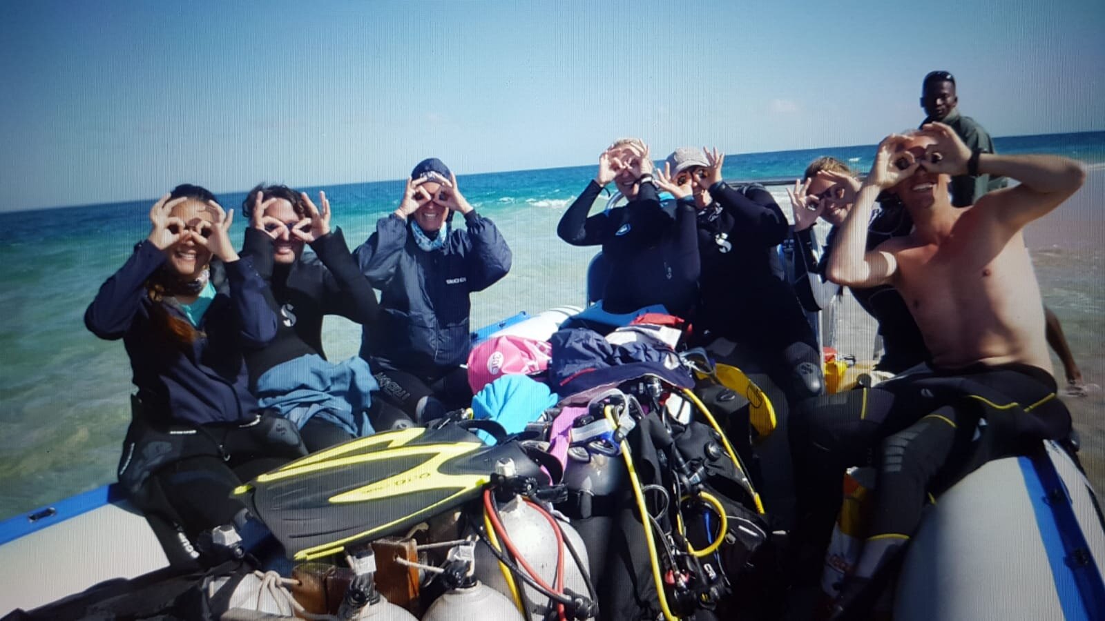 "Team smalleye" – the members of our MEGA Expedition team in August enjoyed multiple dives with the largest (and probably rarest) stingray in the ocean, the smalleye stingray
