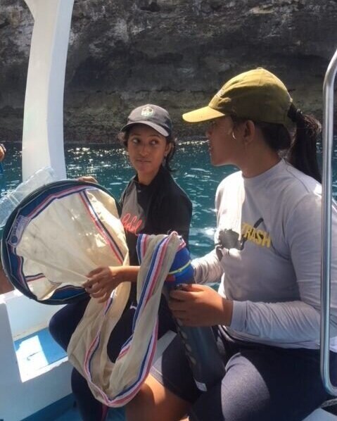 Getting ready for a plankton/microplastic net deployment
