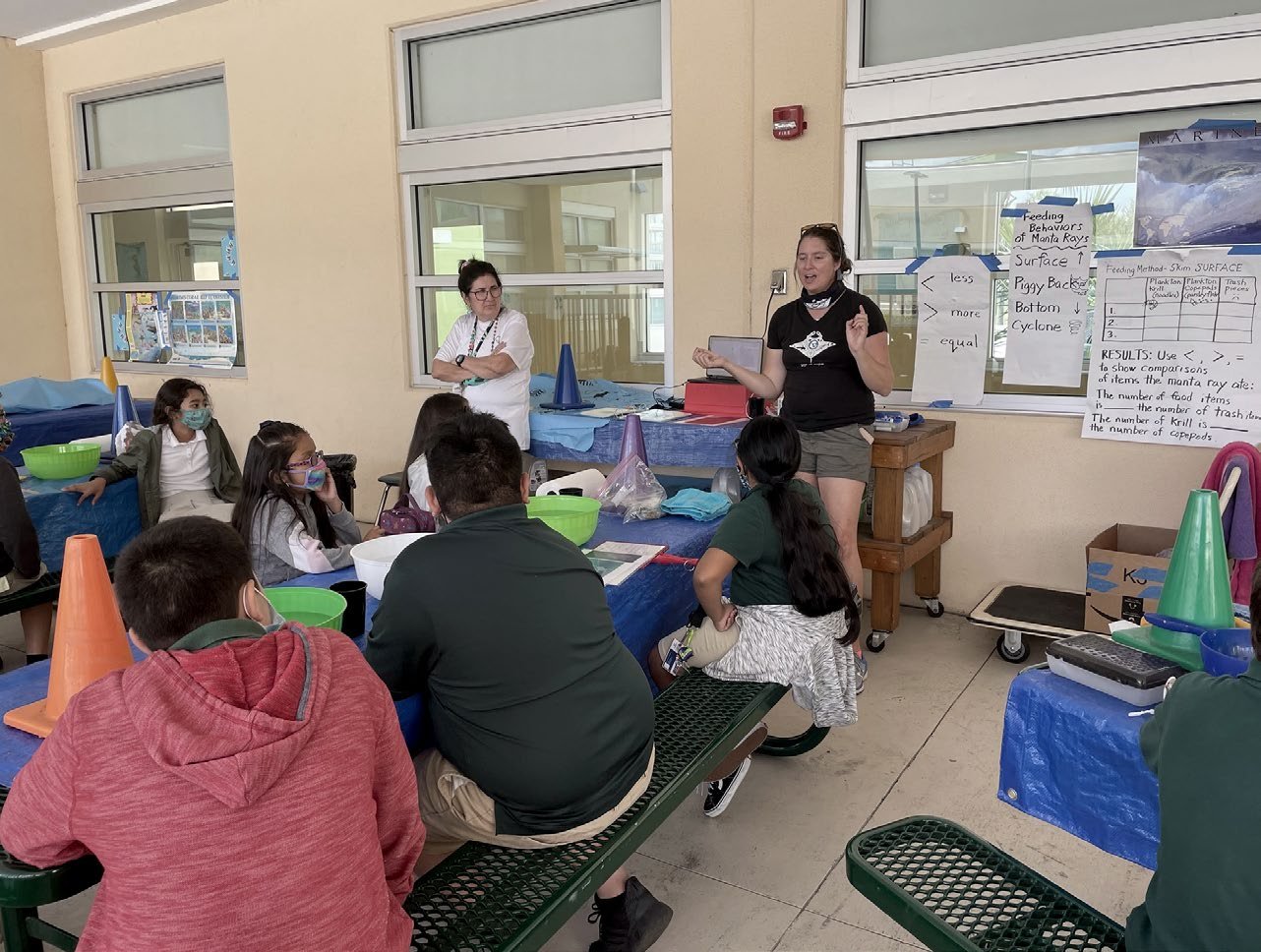 Jessica teaching a class about manta ray ecology and conservation